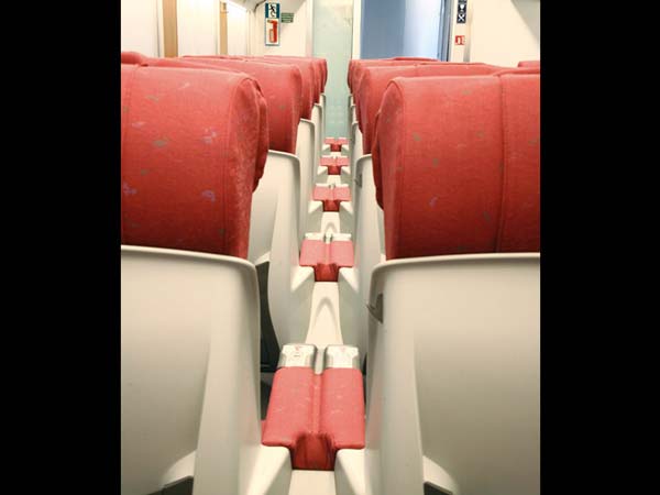 കൂടുതൽ ചിത്രങ്ങൾ കാണാം