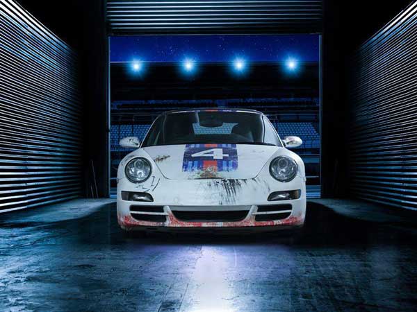 കോഴിക്കോട് അങ്ങാടിയിലെ കോലംകെട്ടൊരു പോഷെ