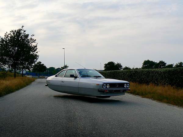 ഈ ഫ്ലയിംഗ് കാറുകൾ ഭാവിയുടെ വാഗ്ദാനമോ?