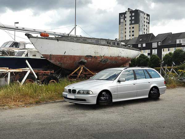 ഈ ഫ്ലയിംഗ് കാറുകൾ ഭാവിയുടെ വാഗ്ദാനമോ?