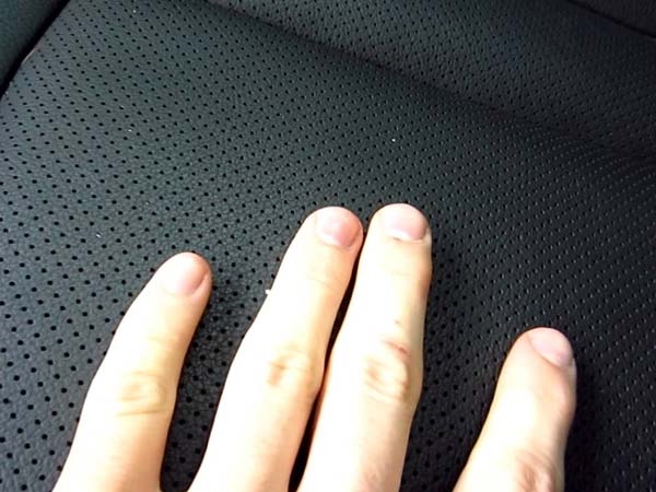 10. എയർ-കണ്ടീഷൻ സീറ്റ്