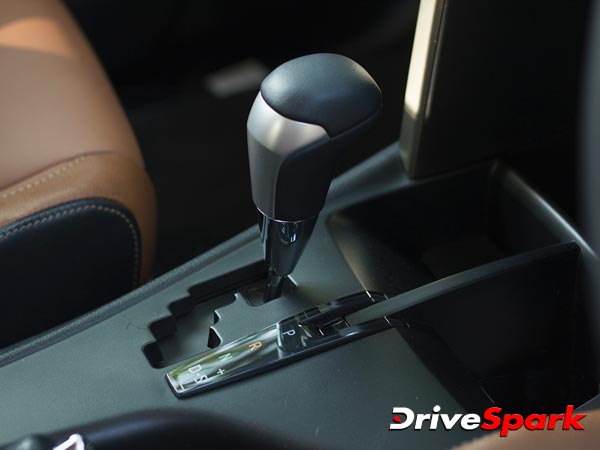 ഇന്നോവ ക്രിസ്റ്റയുടെ പെട്രോൾ വകഭേദം ഉടനടി