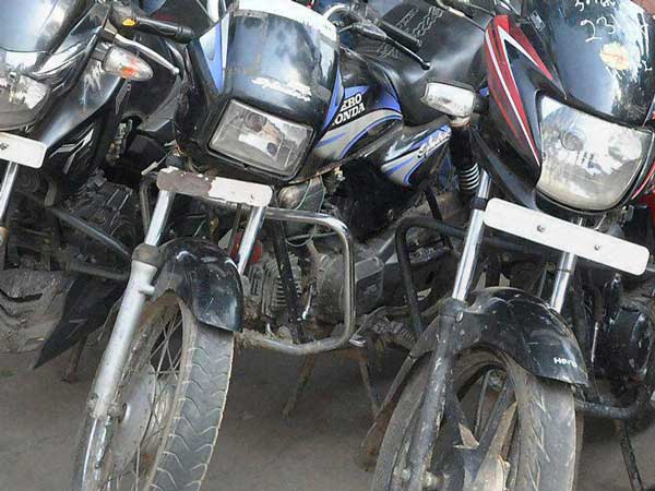 വണ്ടി ഇടിച്ച് കടന്നാലും മനുഷത്വമുണ്ടെന്നതിനുള്ള തെളിവാണിത്