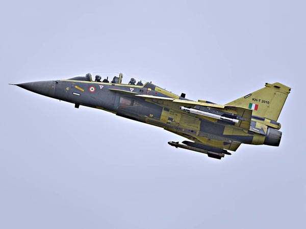  ഇന്ത്യൻ വ്യോമസേനയുടെ കരുത്താകാൻ 'തേജസ് '