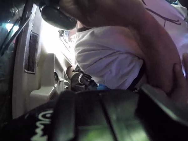 വിമാനം തകരുന്നതിന് മുൻപായി ക്യാമറയിൽ പതിഞ്ഞ ഞെട്ടിക്കുന്ന ദൃശ്യങ്ങൾ