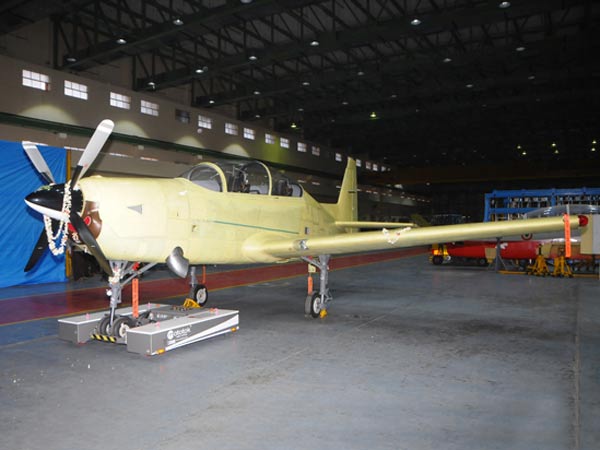 ഇന്ത്യൻ നിർമിത പരിശീലന വിമാനത്തിന്റെ ആദ്യപറക്കൽ വിജയകരം