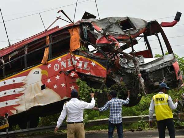  വണ്ടി കേടായാൽ അടിയന്തരഘട്ടത്തിൽ എന്തുചെയ്യാം?