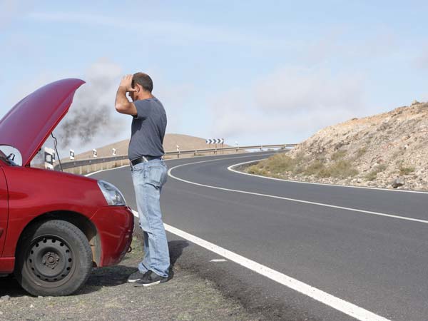 വണ്ടി കേടായാൽ അടിയന്തരഘട്ടത്തിൽ എന്തുചെയ്യാം?