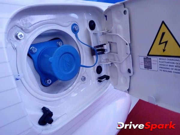 ഇ-വെരിറ്റോ; ഇലക്ട്രിക് കാറുമായി മഹീന്ദ്ര ഒരുപടി മുന്നിൽ