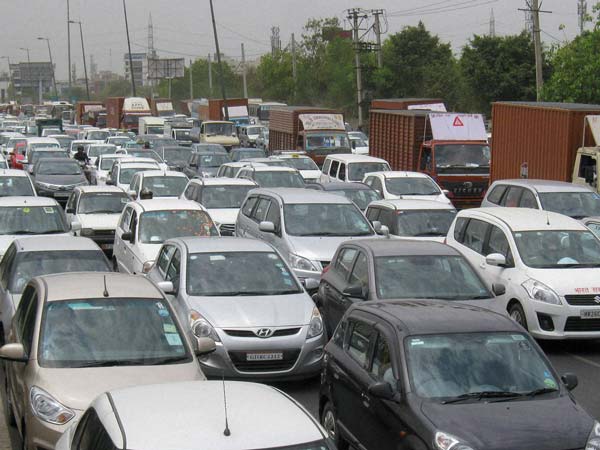 കേരളത്തിലെ ഡീസൽ വാഹന നിരോധനത്തിന് ഹൈകോടതി സ്റ്റേ