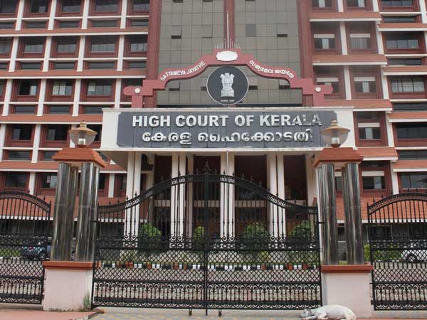 കേരളത്തിലെ ഡീസൽ വാഹന നിരോധനത്തിന് ഹൈകോടതി സ്റ്റേ