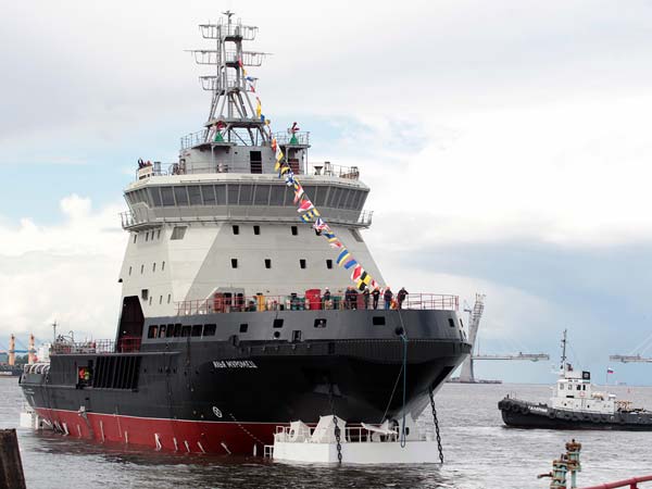 റഷ്യയുടെ ആദ്യ മിലിട്ടറി ഐസ്ബ്രേക്കർ പുറത്തിറങ്ങി