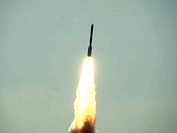 ഒറ്റത്തവണ 20 ഉപഗ്രഹങ്ങളുമായി കുതിച്ച് ഇസ്രോ ചരിത്രം കുറിച്ചു