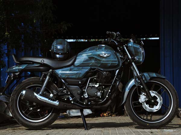 ദേശസ്നേഹം പ്രകടിപ്പിച്ച് ബജാജ് വി മറ്റൊരു രൂപത്തിൽ