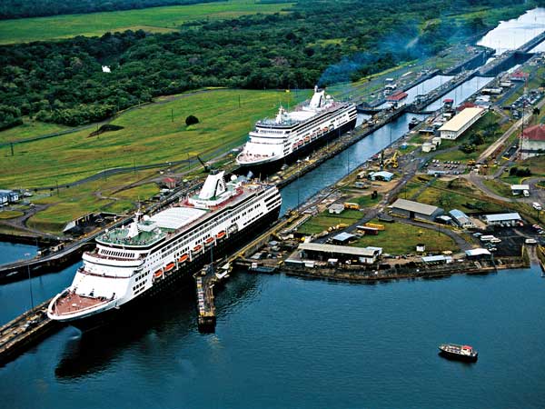 ആധുനിക എഞ്ചിനിയറിങിനെ അമ്പരിപ്പിക്കുന്ന പനാമ കനാൽ അത്ഭുദം