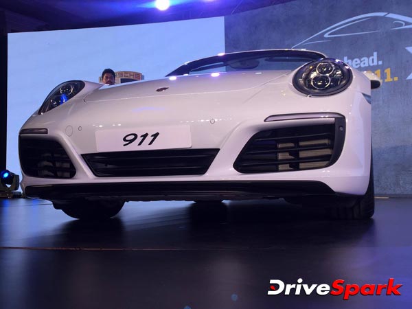 പോഷെ 911 സ്പെസിഫിക്കേഷനുകൾ