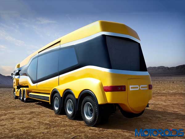 ഇന്ത്യയിലെ ആദ്യത്തെ പറക്കും ജ്വല്ലറി കേരളത്തിൽ!