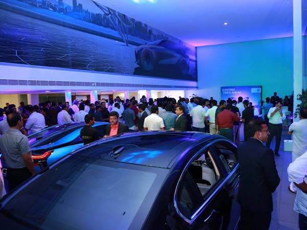 ബിഎംഡബ്ല്യൂവിന്റെ രണ്ടാമത്തെ ഷോറൂം കളമശ്ശേരിയിൽ...