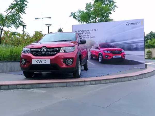 ഒറ്റ ദിനത്തിൽ 200 ക്വിഡ് കൈമാറി; കേരളത്തിൽ ചരിത്രം കുറിച്ച് റിനോ