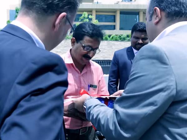 ഒറ്റ ദിനത്തിൽ 200 ക്വിഡ് കൈമാറി; കേരളത്തിൽ ചരിത്രം കുറിച്ച് റിനോ