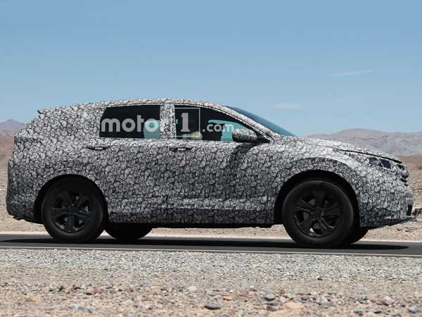 മുഖംമിനുക്കി ഹോണ്ട സിആർവി എത്തുന്നു