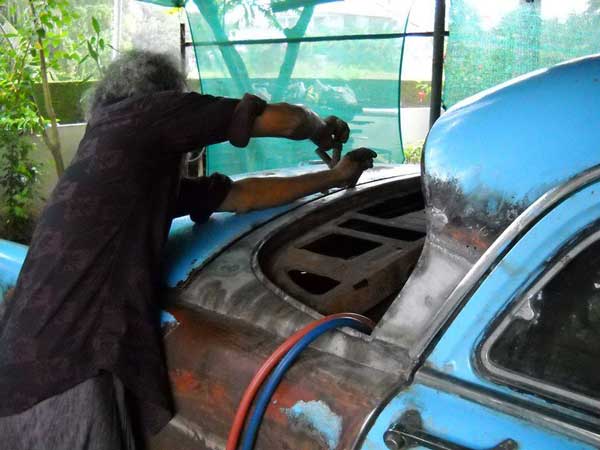 അമ്പതുകളിലെ 'ഡോഡ്‌ജ് ' കാറിന് കൊച്ചിയിൽ മാസ് എൻട്രി