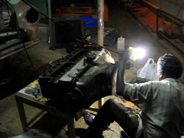 അമ്പതുകളിലെ 'ഡോഡ്‌ജ് ' കാറിന് കൊച്ചിയിൽ മാസ് എൻട്രി