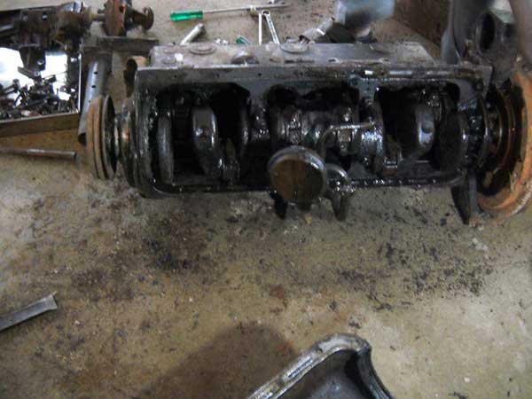 അമ്പതുകളിലെ 'ഡോഡ്‌ജ് ' കാറിന് കൊച്ചിയിൽ മാസ് എൻട്രി