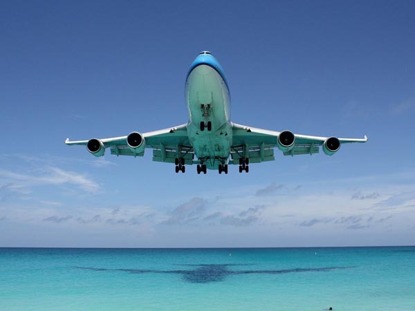 വിമാനയാത്രയും അതിശയോക്തിയേറിയ വസ്തുതകളും