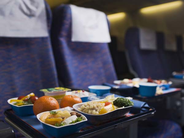 വിമാനയാത്രയും അതിശയോക്തിയേറിയ വസ്തുതകളും