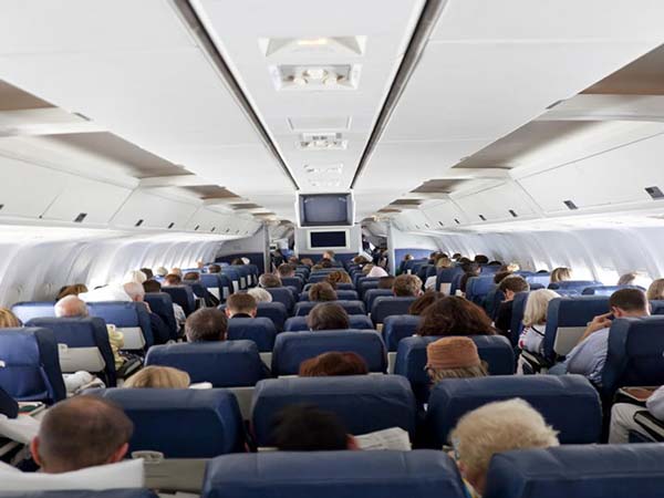 വിമാനയാത്രയും അതിശയോക്തിയേറിയ വസ്തുതകളും