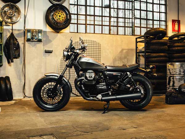 യുവാക്കൾക്ക് ആവേശമായി ബോബറും റോമറും ഇന്ത്യയിൽ