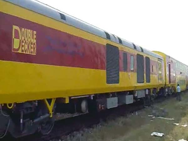 കേരളത്തിലേക്ക് ആദ്യമായി ഡബിൾഡക്കർ ട്രെയിൻ