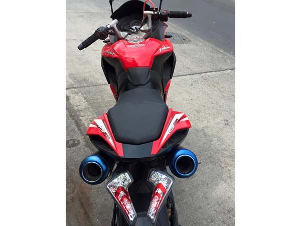 നിരത്തിനെ വിറപ്പിക്കാൻ ഡ്യുവൽ സൈലൻസറുമായി പൾസർ