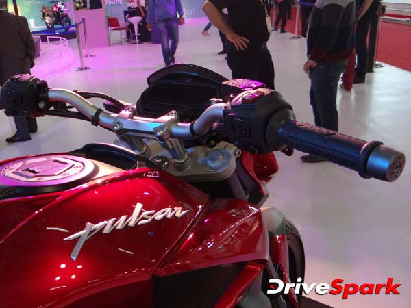 സ്ലിപ്പർ ക്ലച്ചുമായി ബജാജിന്റെ പുത്തൻ 400സിസി സ്പോർട്സ് ബൈക്ക്