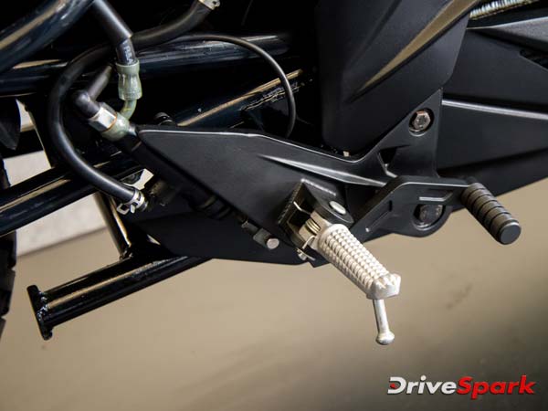 ഇന്ത്യയിലെ ആദ്യ ഇലക്ട്രിക് ബൈക്കിന് വൻ വരവേല്പ്; 24 മണിക്കൂറിൽ 1000 ബുക്കിംഗ്!!