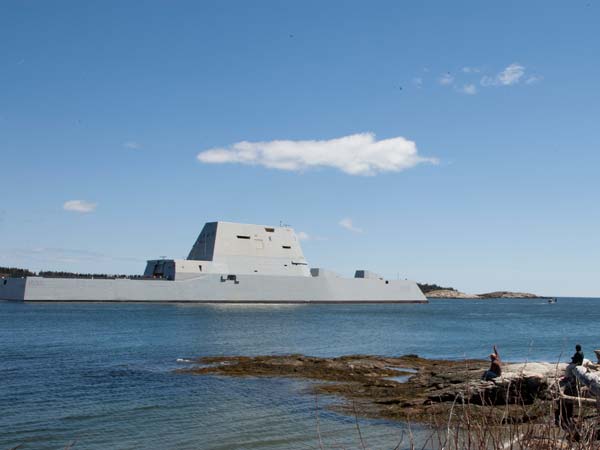 അമേരിക്കയുടെ ഈ പുതിയൊരു അത്ഭുത നശീകരണ കപ്പലിനെ ലോകം ഭയക്കും, എന്തുകൊണ്ട്?