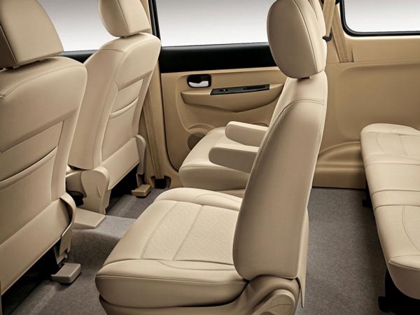 2 ലക്ഷം വിലക്കിഴിവിൽ ഷവർലെ എൻജോയ്!!!