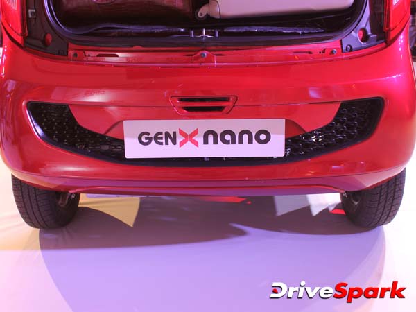 നാനോ വൻ നഷ്ടമാണെങ്കിലും നിലനിർത്തുന്നത് വൈകാരിക കാരണങ്ങളാൽ-സൈറസ് മിസ്ത്രി