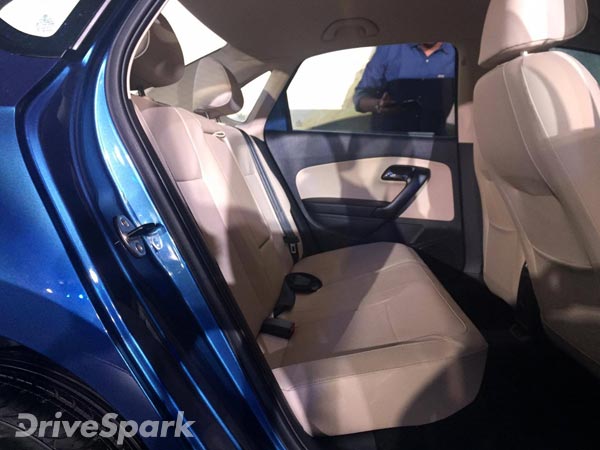 നവീകരിച്ച റാപ്പിഡുമായി സ്കോഡ എത്തി നവീകരിച്ച റാപ്പിഡുമായി സ്കോഡ എത്തി