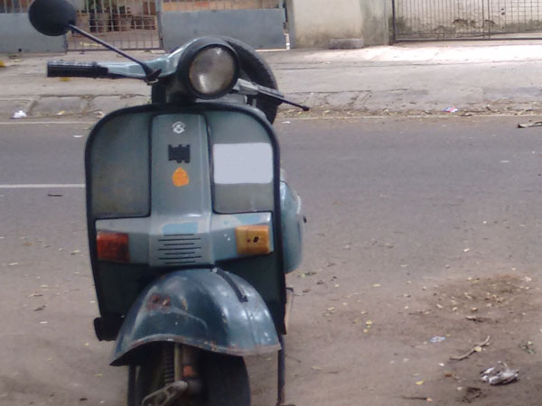 ബജാജ് ചേതക് പ്രൗഢിയോടെ വീണ്ടും നിരത്തിലേക്ക്!!