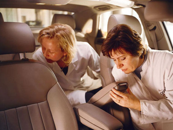 നിങ്ങളറിയാതെ നിങ്ങളുടെ കാറുകളിൽ ഒളിഞ്ഞിരിപ്പുള്ള ചില രഹസ്യങ്ങൾ!!