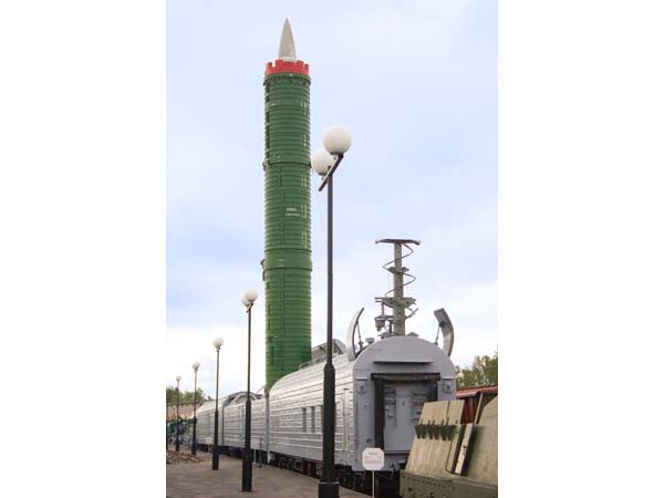 ലോകമഹായുദ്ധക്കാലത്ത് ലോകത്തെ വിറപ്പിച്ചവയാണ് ഈ യുദ്ധട്രെയിനുകൾ; ഇന്നവയൊരു തിരുശേഷിപ്പ് മാത്രം!!!