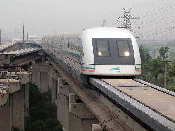 600km/h കൊടിയ വേഗത്തിൽ നിലംതൊടാതെ ഓടുന്ന കാന്തികട്രെയിൻ; ചൈന സാങ്കേതികതയിലെന്നും ഒരുപടി മുന്നിൽ