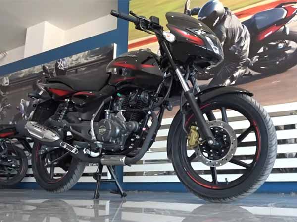 പുതുക്കിയ മൂന്ന് പൾസർ മോഡലുകളുമായി ബജാജ്!!