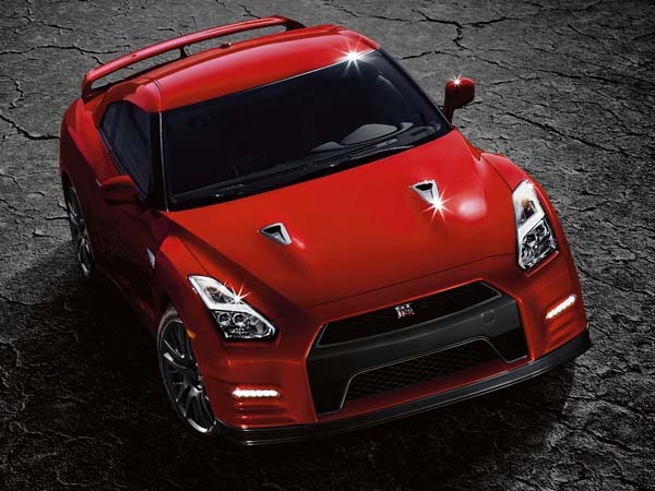 ഇന്ത്യ കാത്തിരുന്ന സ്പോർട്സ് കാർ 'ഗോഡ്‌സില്ല' വന്നെത്തി; വില 1.99കോടി