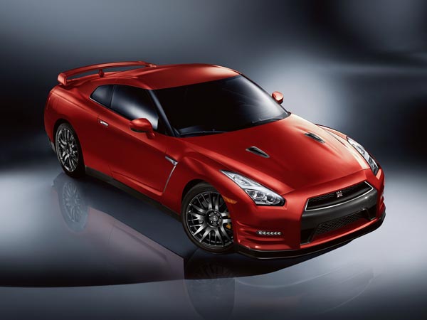 ഇന്ത്യ കാത്തിരുന്ന സ്പോർട്സ് കാർ 'ഗോഡ്‌സില്ല' വന്നെത്തി; വില 1.99കോടി