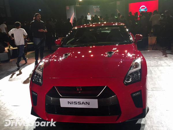 ഇന്ത്യ കാത്തിരുന്ന സ്പോർട്സ് കാർ 'ഗോഡ്‌സില്ല' വന്നെത്തി; വില 1.99കോടി