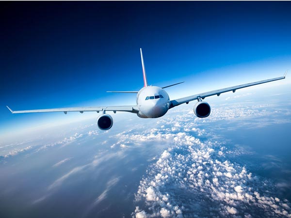 ഞെട്ടേണ്ട വിമാനങ്ങൾക്കുമുണ്ട് വേഗപരിധി; ഒരു വൈമാനികൻ അത് ഭേദിച്ചാൽ? 