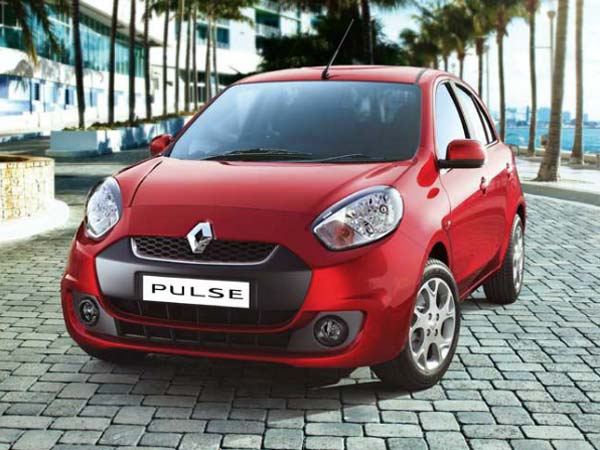 റിനോ കാറുകൾക്ക് ആകർഷക ഓഫറുകൾ!!